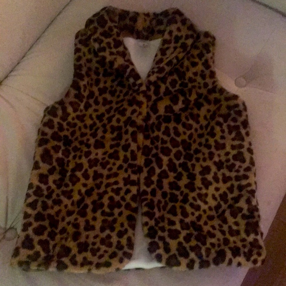Girls’ Leopard Faux Fur Vest